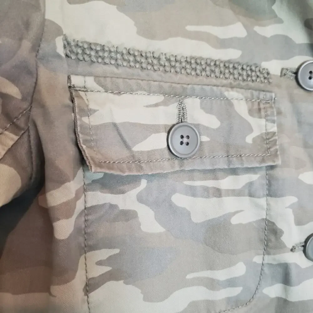 Caslon Nordstrom Camo Lightweight Utility Pocket Jacket Embroidered XS - Picture 4 of 11